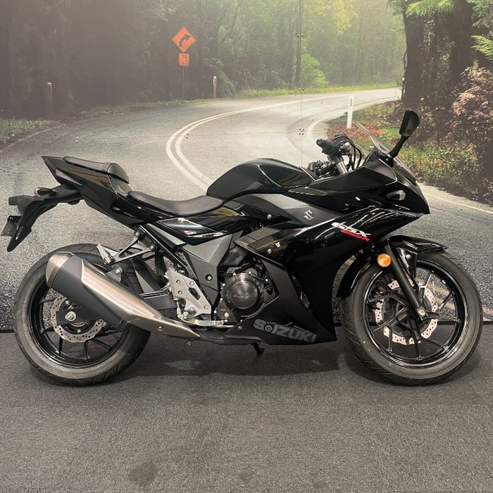 2017 Suzuki GSX250-R Black