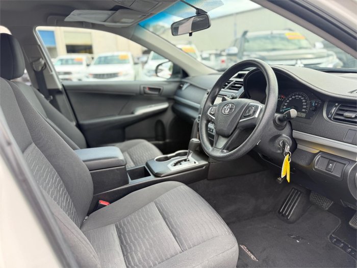 2017 TOYOTA CAMRY ALTISE