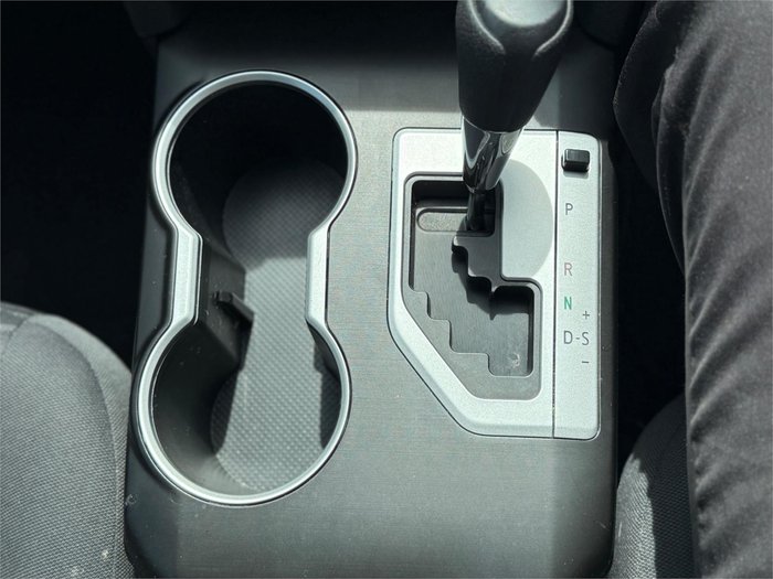 2017 TOYOTA CAMRY ALTISE