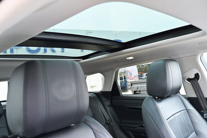 2019 Land Rover Range Rover Evoque P200 SE