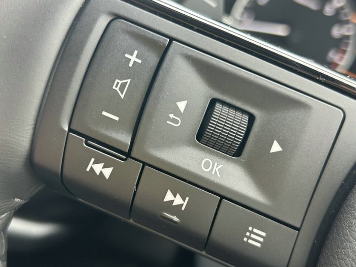 2023 Nissan PATHFINDER TI