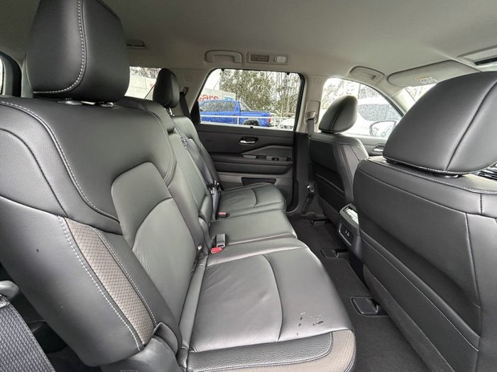 2023 Nissan PATHFINDER TI