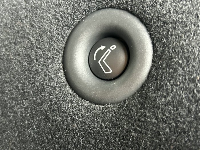 2023 Nissan PATHFINDER TI