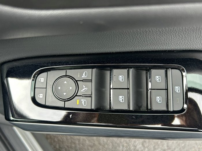 2023 Nissan PATHFINDER TI