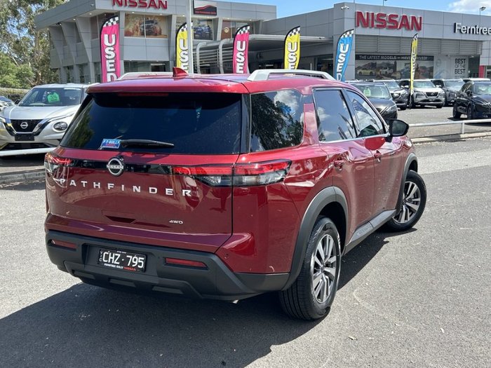 2023 Nissan PATHFINDER TI