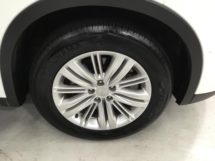 2023 Mitsubishi Outlander LS