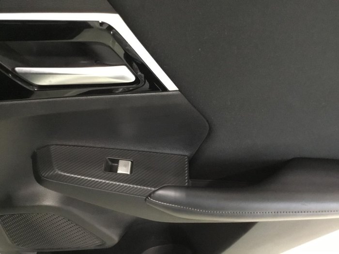 2023 Mitsubishi Outlander LS