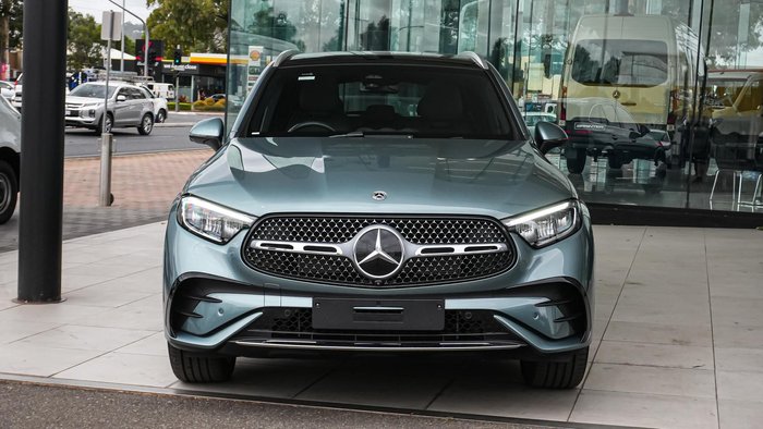 2025 Mercedes-Benz GLC-Class