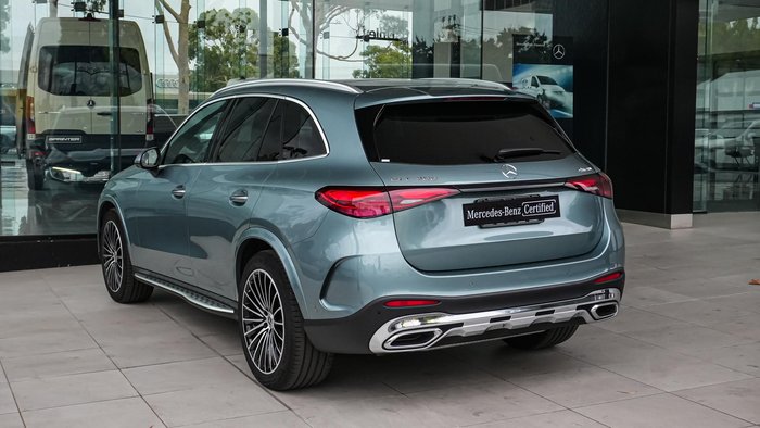2025 Mercedes-Benz GLC-Class