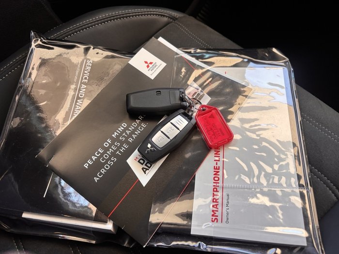 2024 Mitsubishi Outlander Black Edition