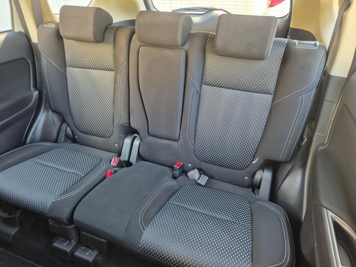 2021 Mitsubishi Outlander ES