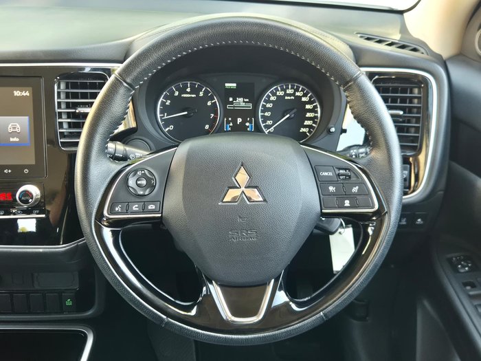 2021 Mitsubishi Outlander ES