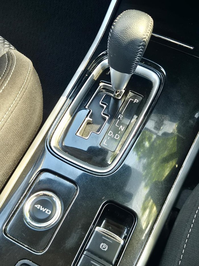 2021 Mitsubishi Outlander ES