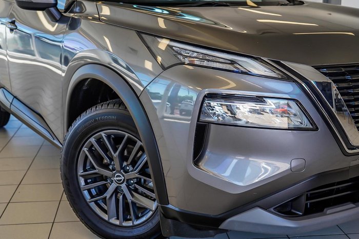 2024 Nissan X-TRAIL ST