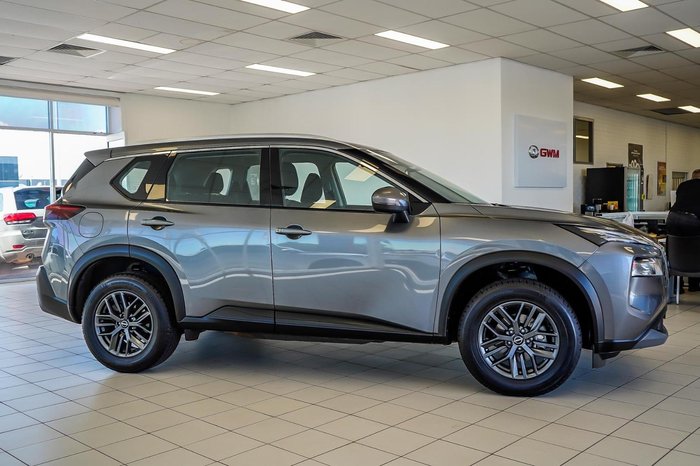 2024 Nissan X-TRAIL ST