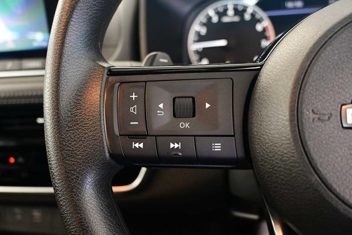 2024 Nissan X-TRAIL ST