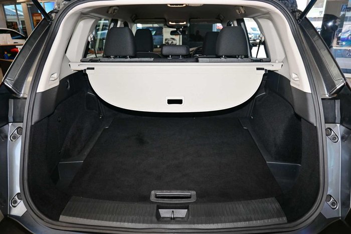 2024 Nissan X-TRAIL ST