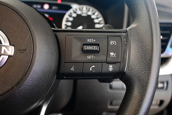 2024 Nissan X-TRAIL ST