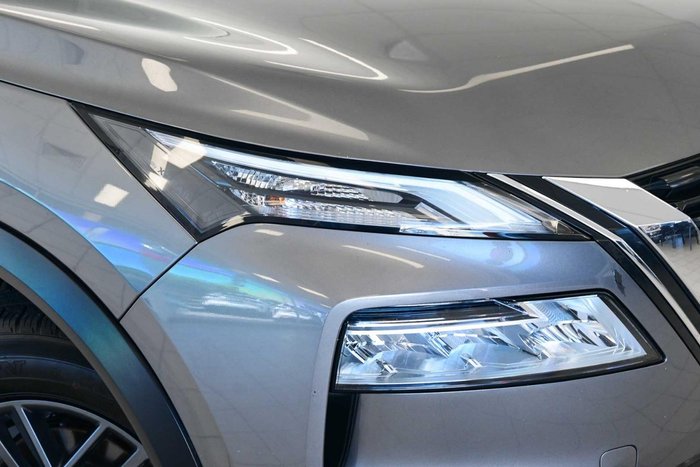 2024 Nissan X-TRAIL ST