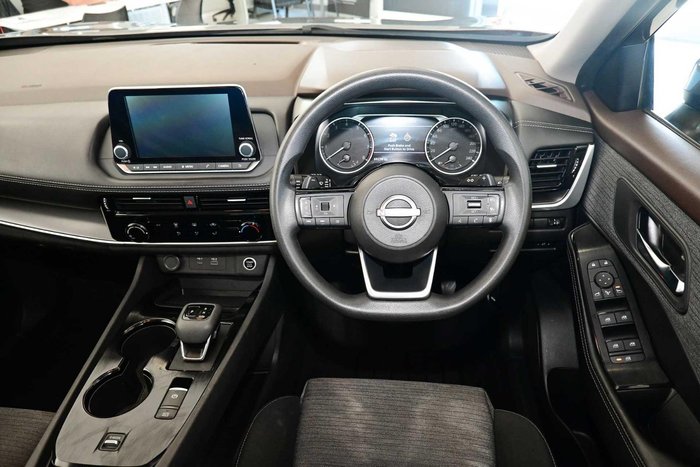 2024 Nissan X-TRAIL ST