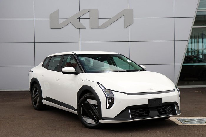 2026 Kia EV4 Air Standard Range CT MY26 Clear White