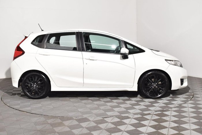 2016 Honda Jazz VTi-L