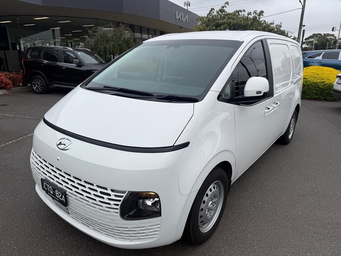 2023 Hyundai STARIA LOAD