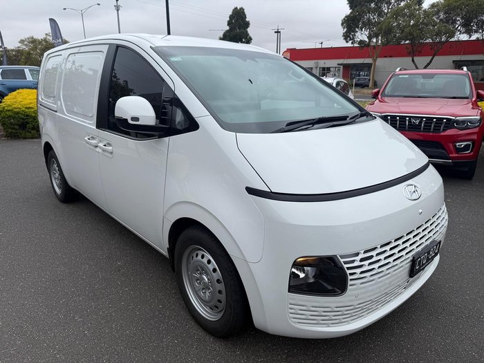 2023 Hyundai STARIA LOAD