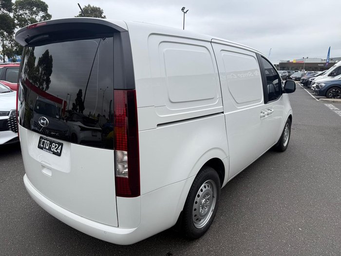 2023 Hyundai STARIA LOAD