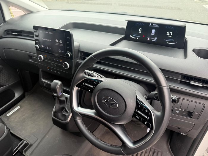 2023 Hyundai STARIA LOAD