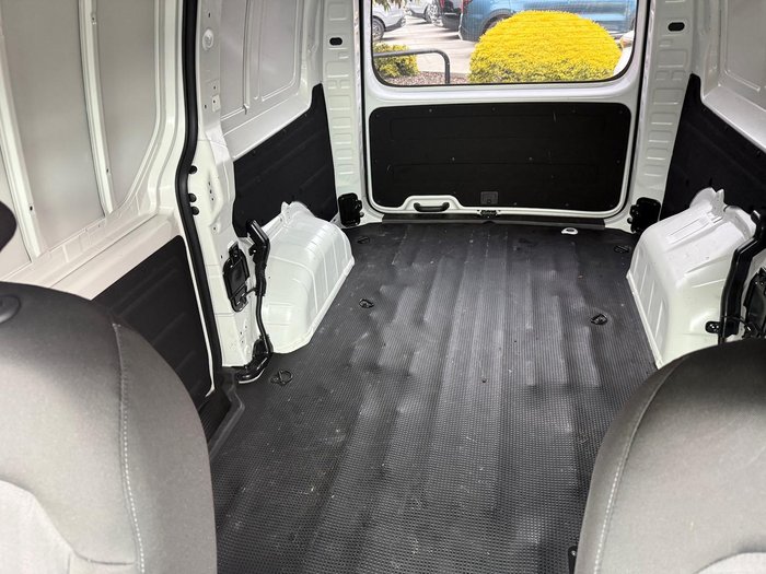 2023 Hyundai STARIA LOAD