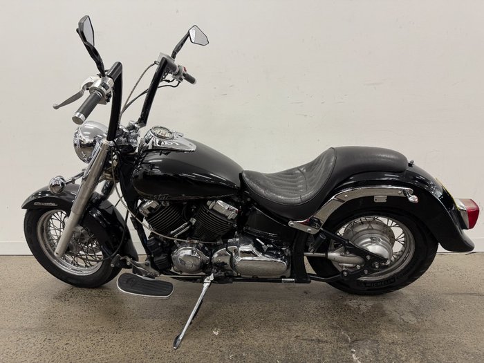 2013 Yamaha XVS650 V-STAR CUSTOM Black