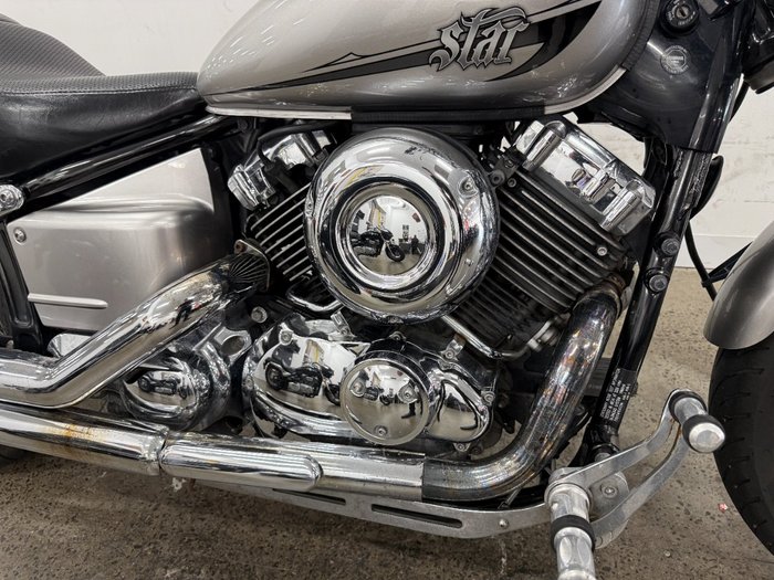 2013 Yamaha XVS650 V-STAR CUSTOM Black