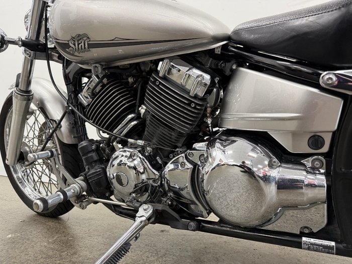 2013 Yamaha XVS650 V-STAR CUSTOM Black