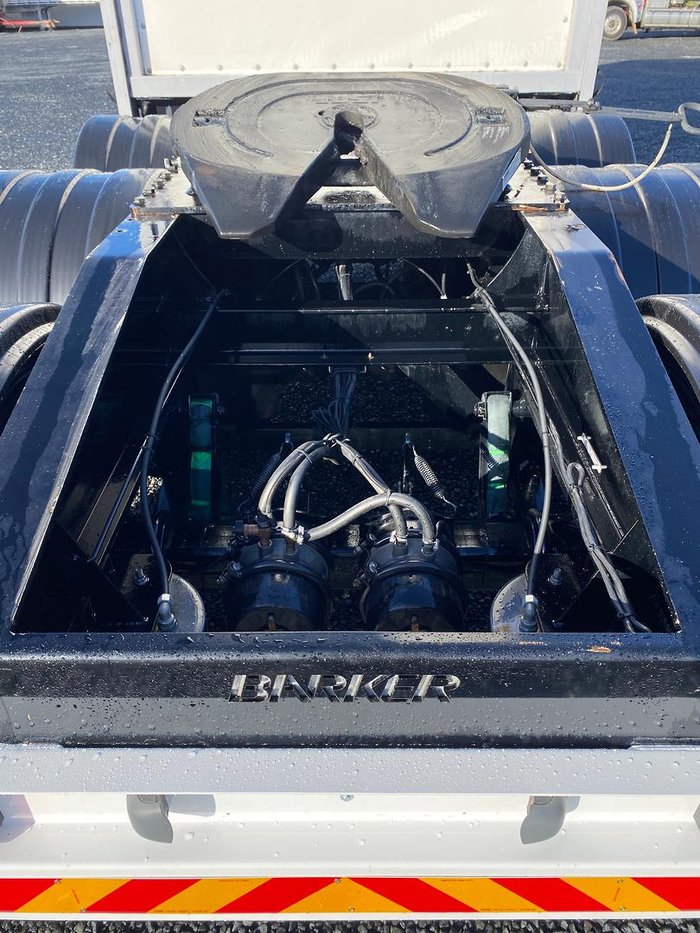 2017 Barker Drop Deck Mezz