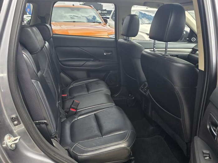 2019 Mitsubishi Outlander Exceed