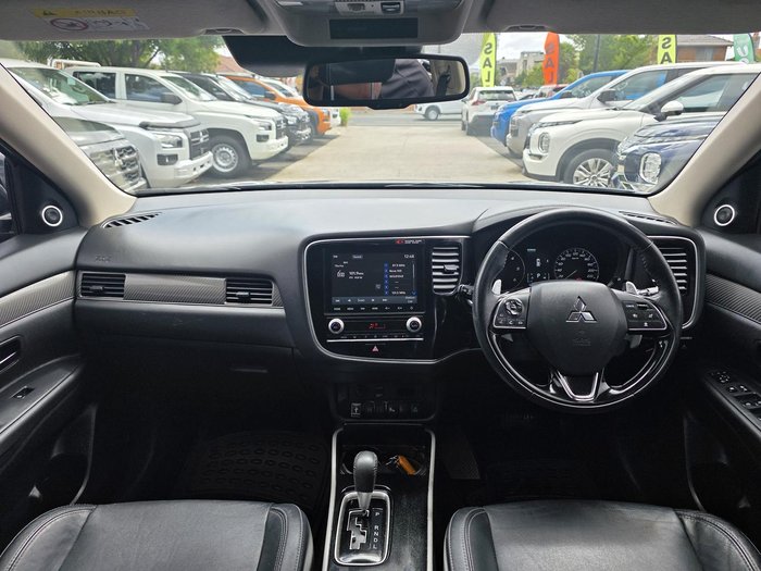 2019 Mitsubishi Outlander Exceed