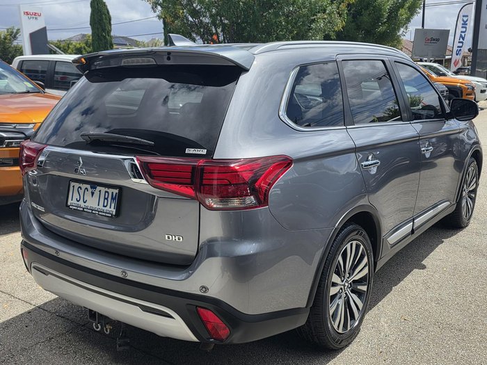 2019 Mitsubishi Outlander Exceed