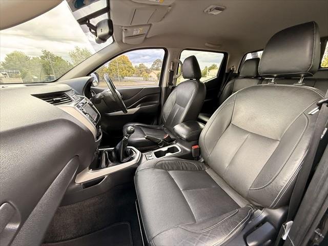 2017 Nissan Navara ST-X N-SPORT Black Edition