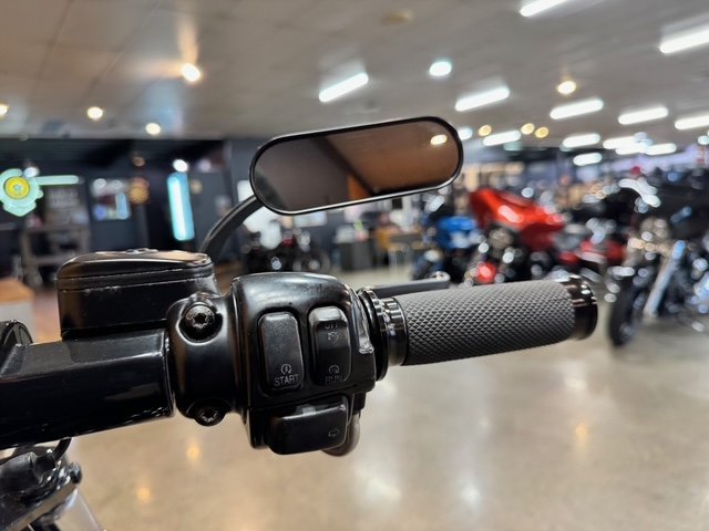 2007 HARLEY-DAVIDSON FXSTB NIGHT TRAIN