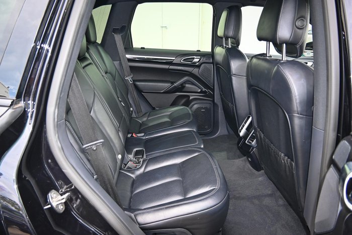 2017 Porsche Cayenne Diesel Platinum Edition