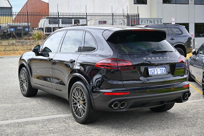 2017 Porsche Cayenne Diesel Platinum Edition