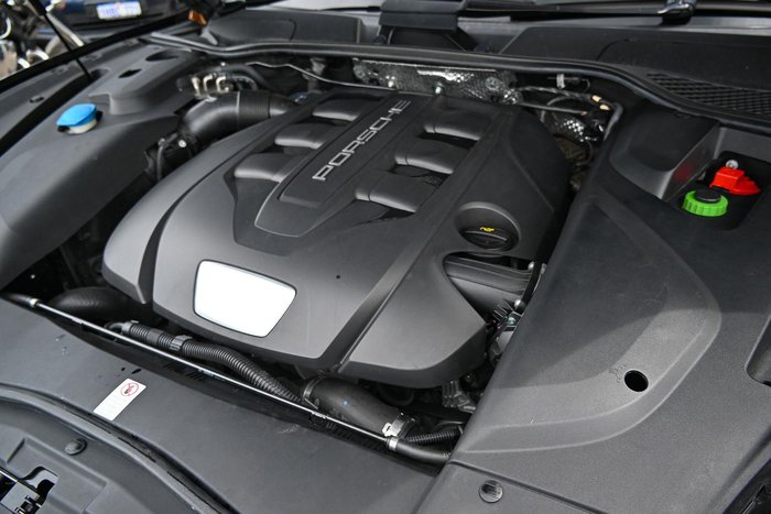 2017 Porsche Cayenne Diesel Platinum Edition