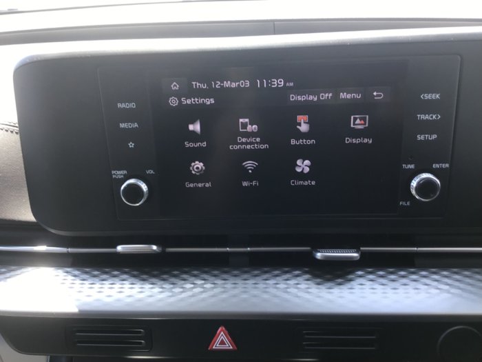 2023 Kia Carnival S