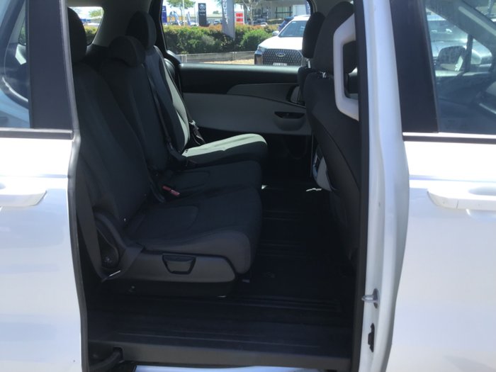 2023 Kia Carnival S