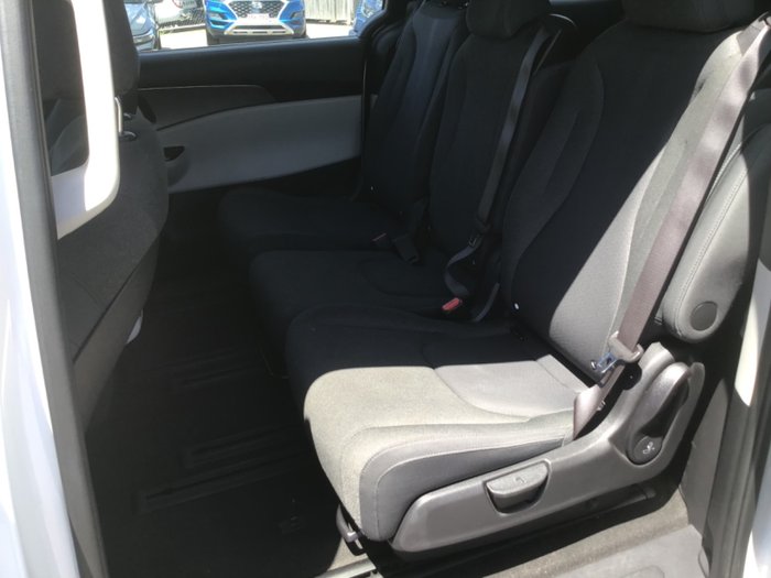 2023 Kia Carnival S