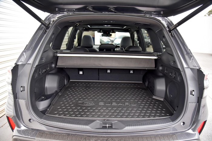 2025 Subaru Forester Hybrid Touring S6 MY26 AWD Grey