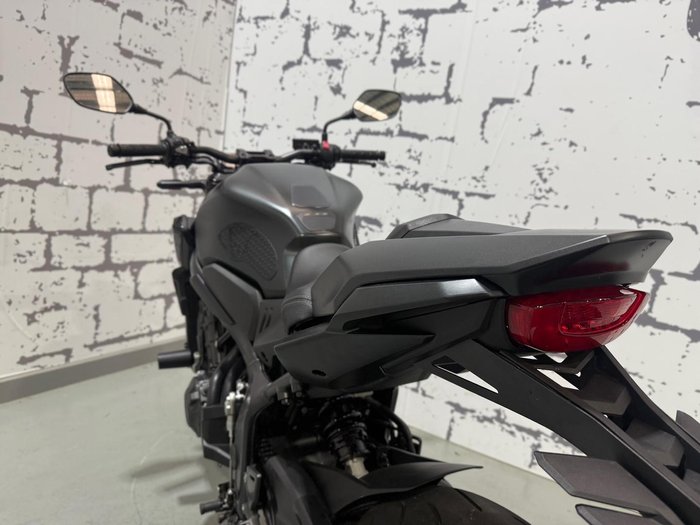 2023 Honda CB650R CB Black