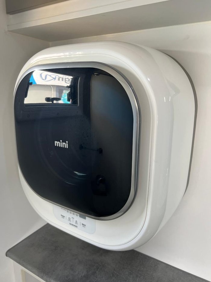 2019 Regent Discoverer 17'