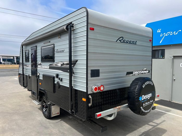 2019 Regent Discoverer 17'